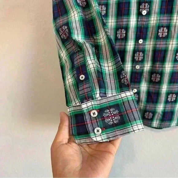 Talbots Navy Blue Green Red Plaid Snowflake Long Sleeve Button Up Dress Shirt XL - Picture 5 of 8
